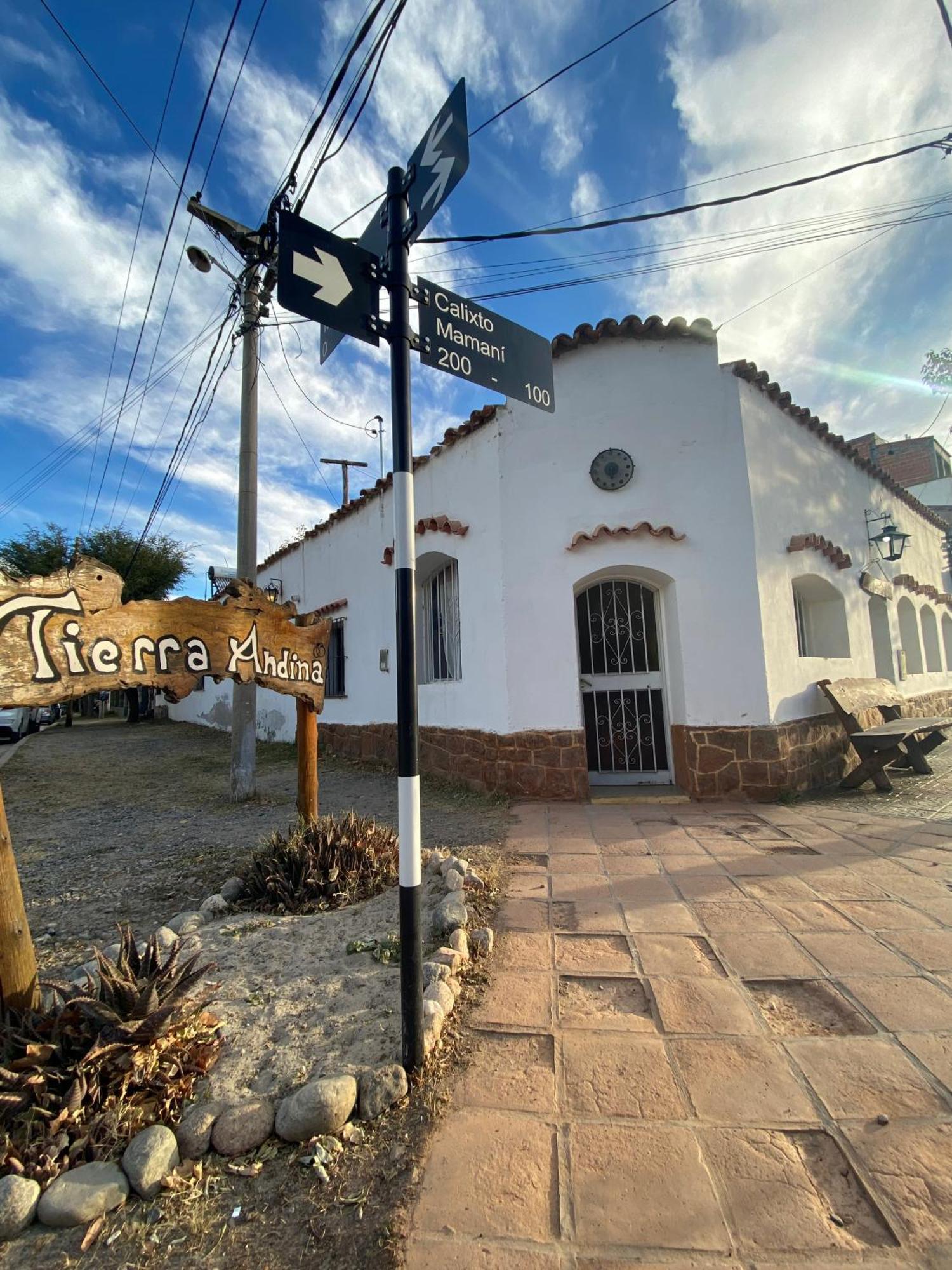 Hostal Tierra Andina Cafayate Ngoại thất bức ảnh