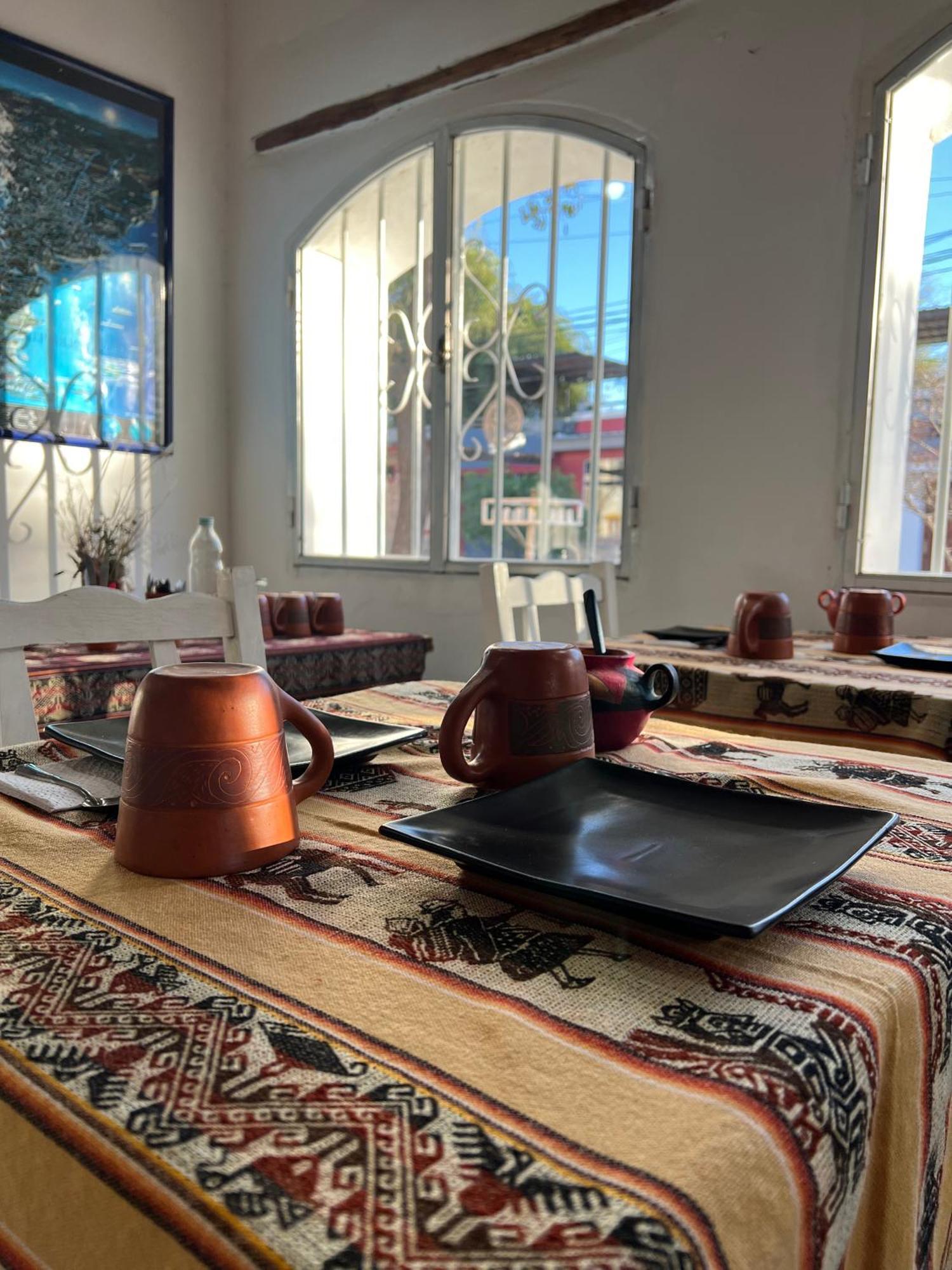 Hostal Tierra Andina Cafayate Ngoại thất bức ảnh