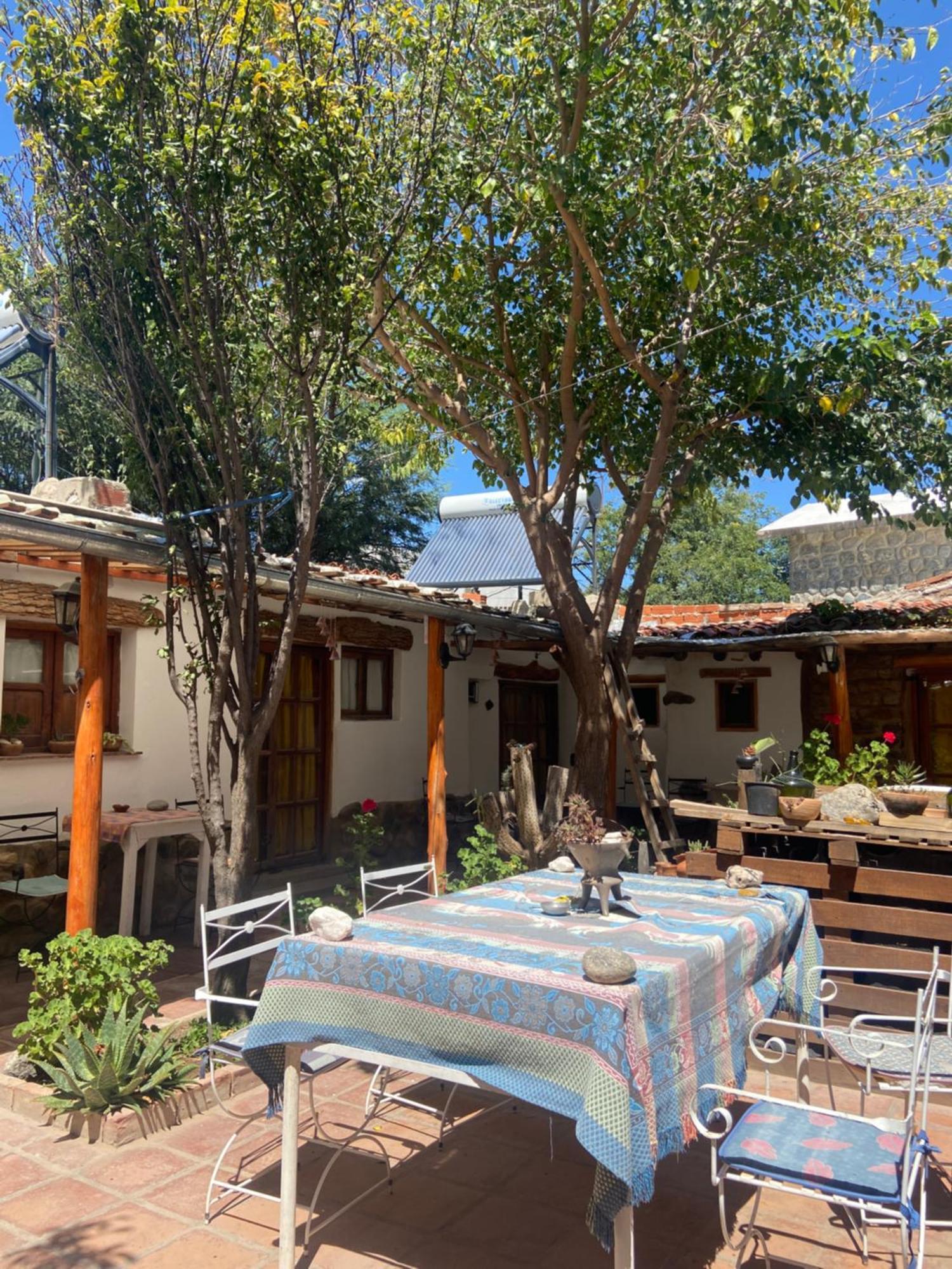 Hostal Tierra Andina Cafayate Ngoại thất bức ảnh
